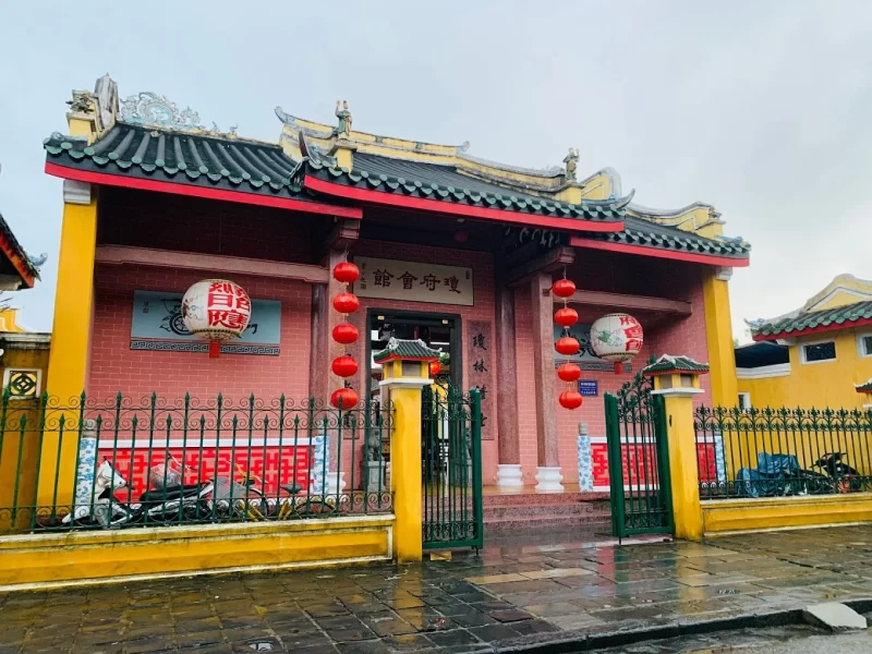 Hainan Assembly Hall: Hoi An's Cultural Treasure Hainan Assembly Hall: Hoi An's Cultural Treasure