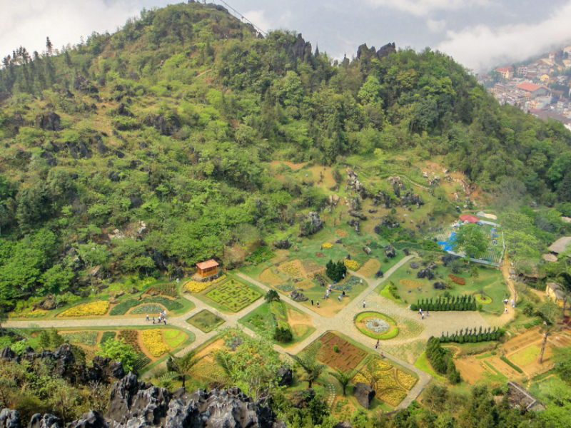Overview of Ham Rong Mountain Overview of Ham Rong Mountain