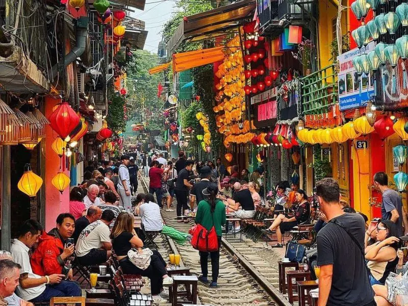 Guide to Hanoi’s Train Street Cafe in 2025