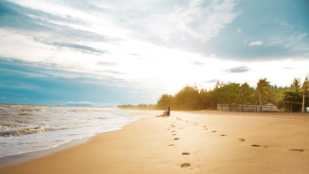 Ho Tram Beach: Best Activities, Resorts, and Travel Tips