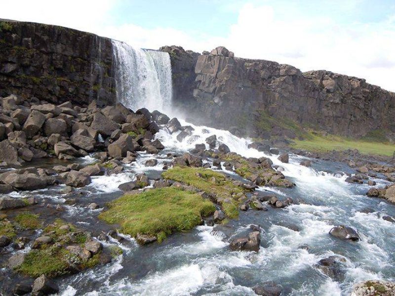 Pu Nhu Waterfall-Photo : yenbai.gov.vn Pu Nhu Waterfall-Photo : yenbai.gov.vn
