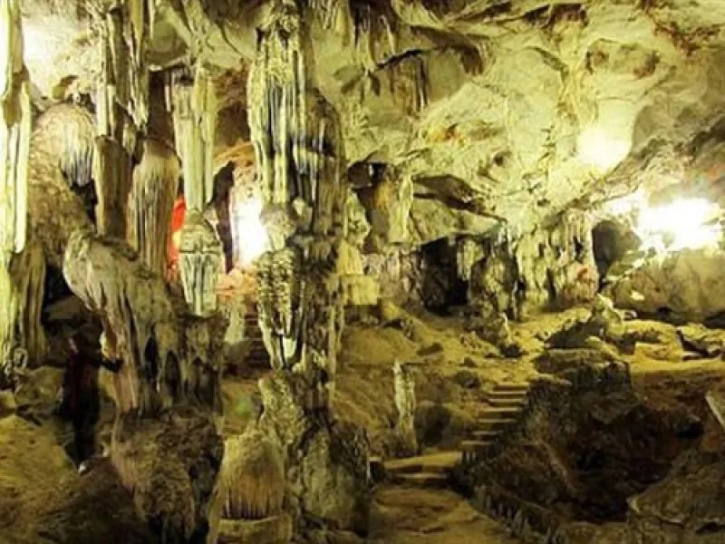 Son Moc Huong Cave 4