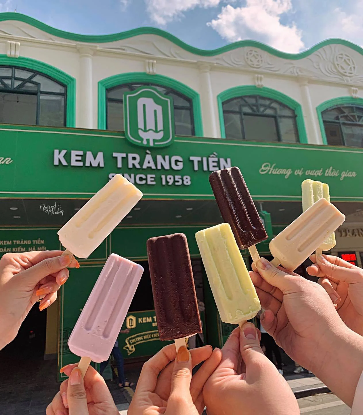Trang Tien Ice Cream in Hanoi