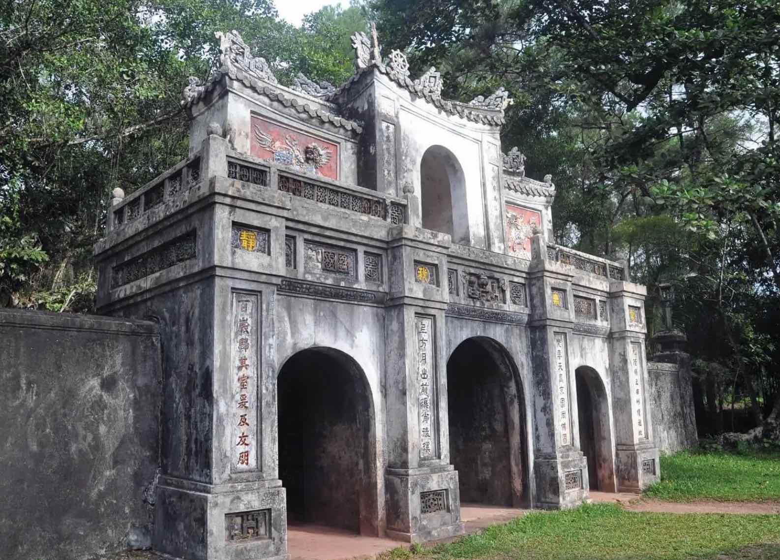 Tu Hieu Pagoda: A Sacred Buddhist Sanctuary in Hue