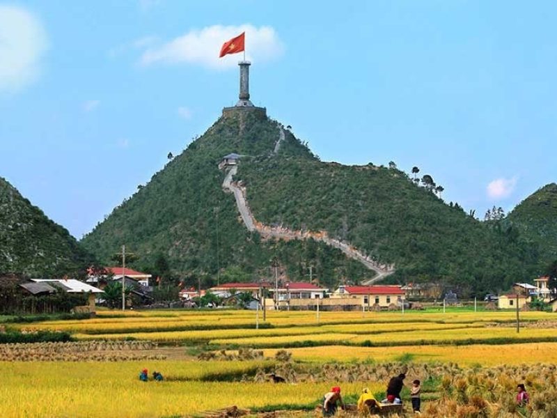 Enjoy the unparalleled beauty of Lung Cu Vietnam (Source: Collected) Enjoy the unparalleled beauty of Lung Cu Vietnam (Source: Collected)