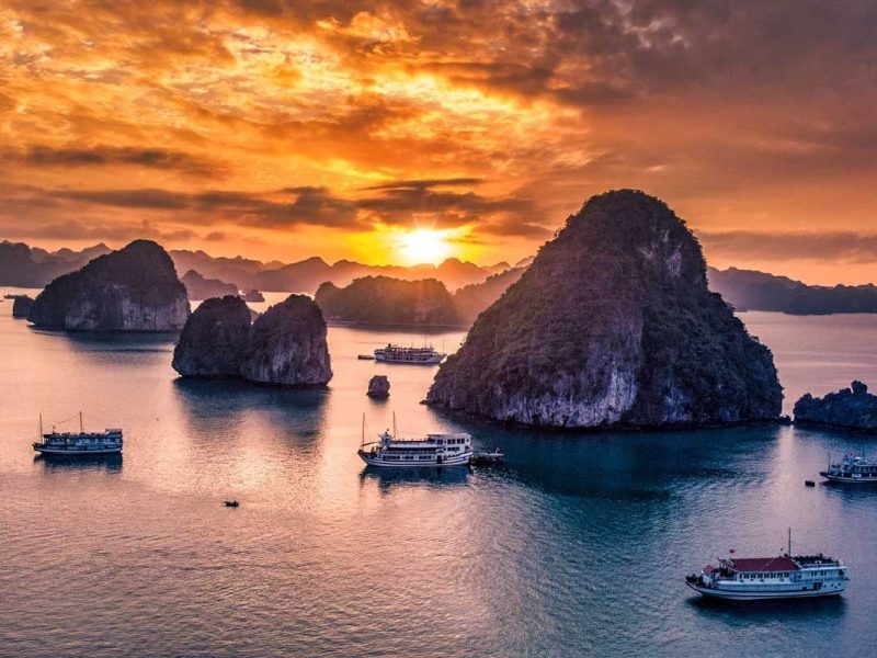The Ha Long Bay weather in December is perfect for winter cruises (Source: Collected) The Ha Long Bay weather in December is perfect for winter cruises (Source: Collected)