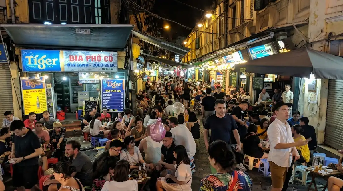 Ta Hien Street at Night | Vietnam Discovery Tours Crowded Ta Hien Beer Street at night in Hanoi Old Quarter, Vietnam Discovery Tours.