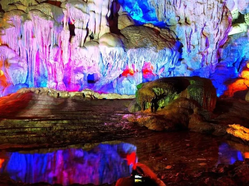 The limestones in Thien Cung Cave (Source: Collected) The limestones in Thien Cung Cave (Source: Collected)