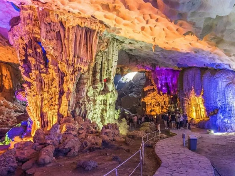 Thien Cung Cave is often likened to a fairyland (Source: Collected) Thien Cung Cave is often likened to a fairyland (Source: Collected)
