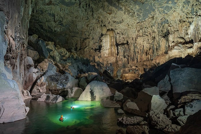 Thien Cung Cave: A Must-See Destination in Ha Long Bay