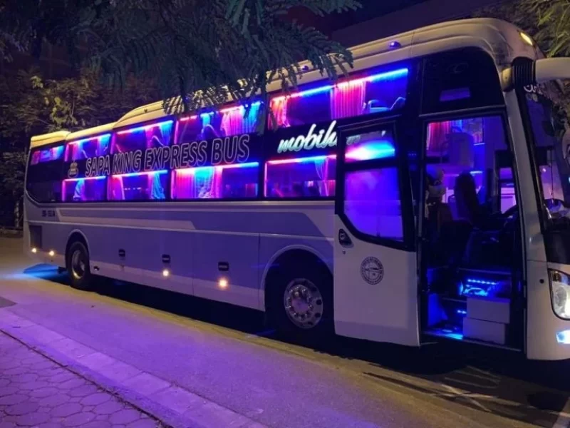 Travelers often prefer Hanoi to Sapa sleeper buses for overnight journeys Travelers often prefer Hanoi to Sapa sleeper buses for overnight journeys
