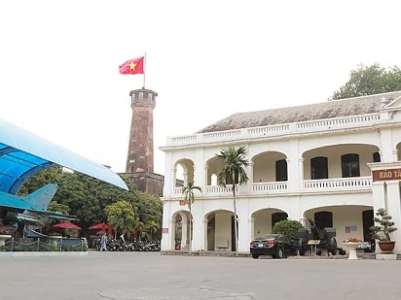 Vietnam Military History Museum is a popular tourist attraction in Hanoi (Source: Collected)