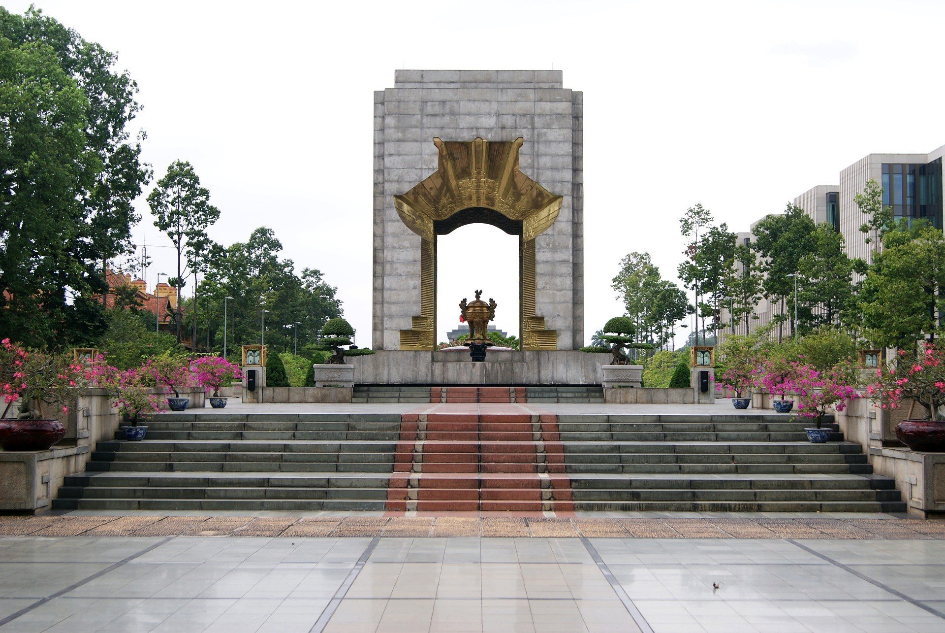 Vietnam War Memorial Hanoi: A Tribute to National Heroes
