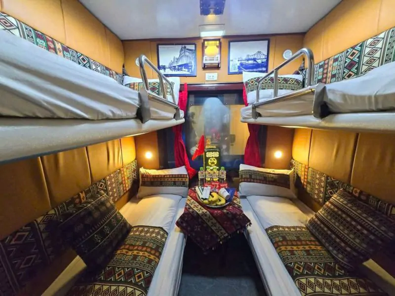 Hanoi Airport to Sapa: VIP Sleeper Bus – The Ultimate Vietnam Travel Experience SP7 Deluxe 2