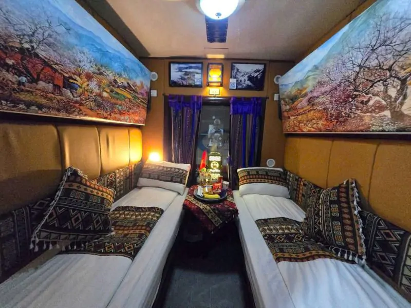 Hanoi Airport to Sapa: VIP Sleeper Bus – The Ultimate Vietnam Travel Experience SP7 Vip Cabin
