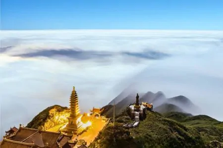 Fansipan Peak – The Roof of Indochina above the sea of clouds