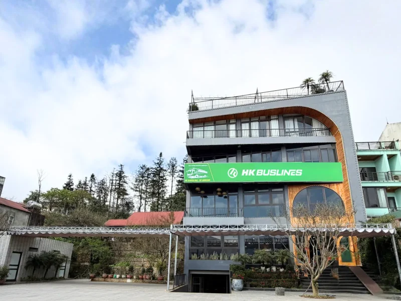 HK Open Tour office in Sapa